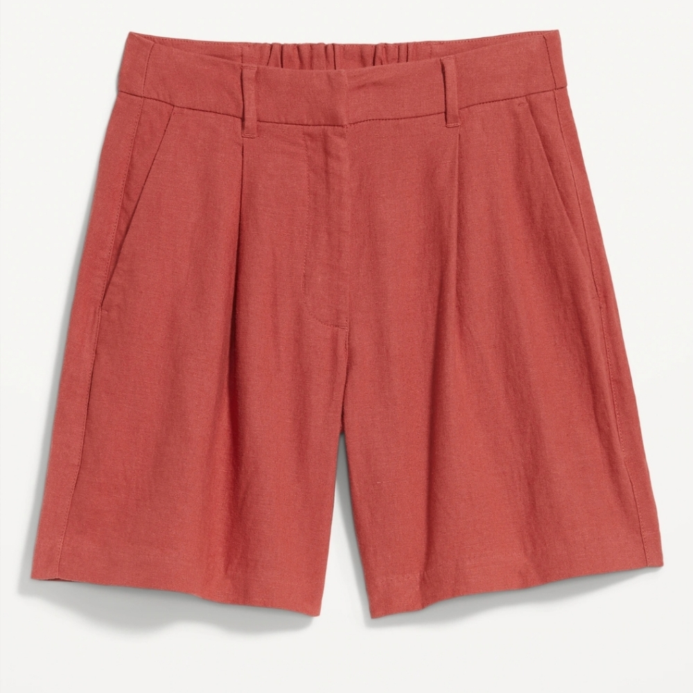 NWT Old Navy Extra High-Waisted Taylor Trouser Shorts Size L